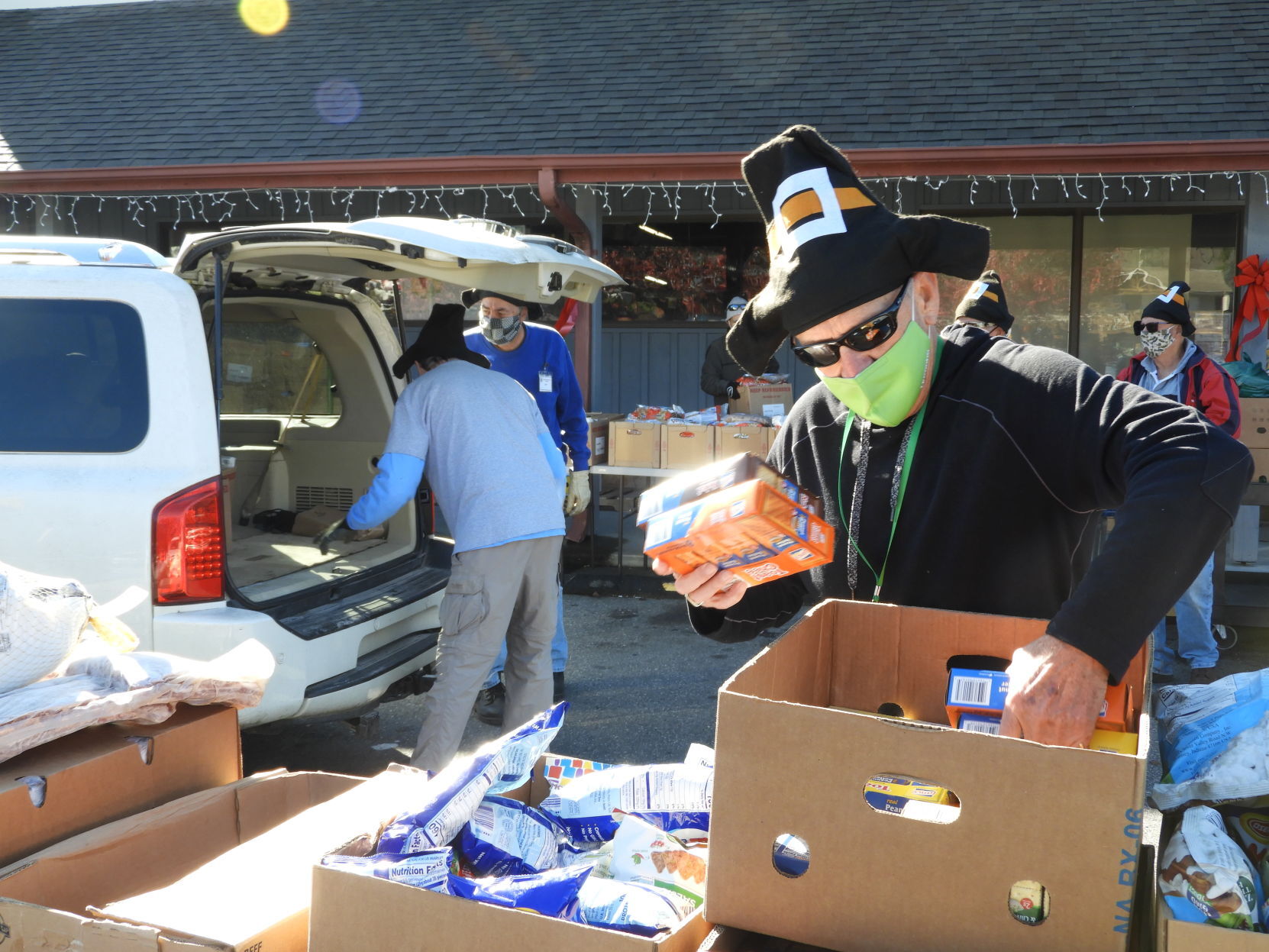 Thanksgiving at Feeding Avery Families